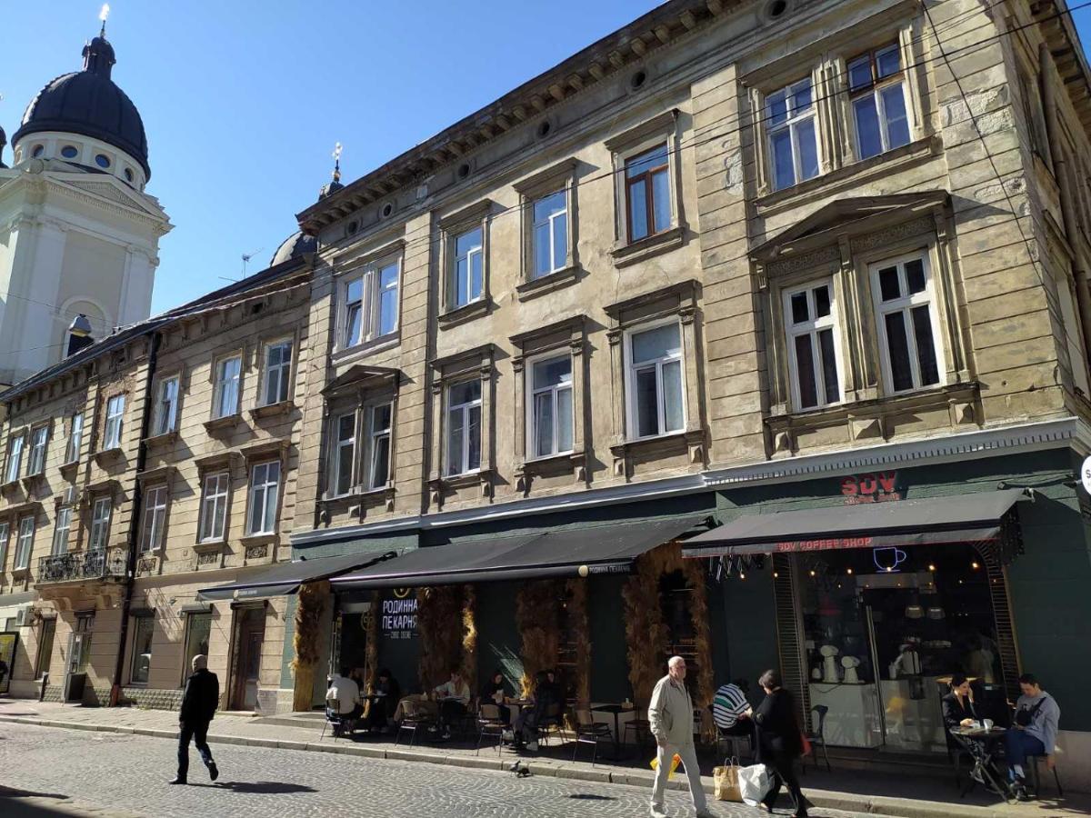 Apartment In The Centre Of Lviv Luaran gambar