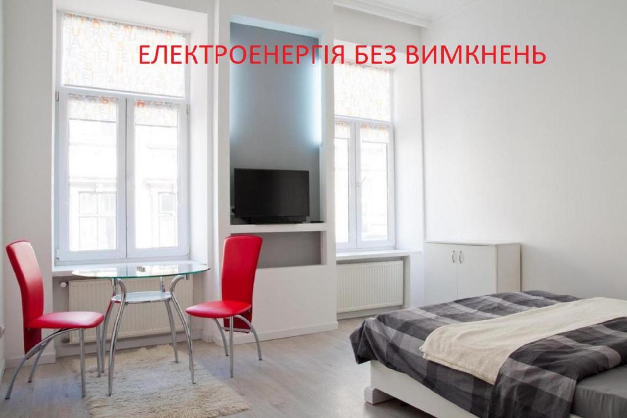 Apartment In The Centre Of Lviv Luaran gambar