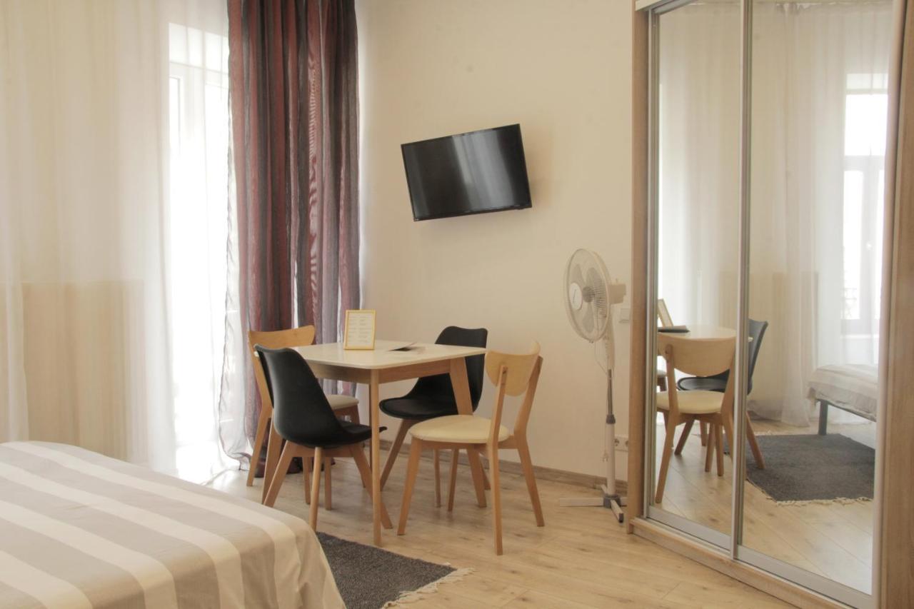 Apartment In The Centre Of Lviv Luaran gambar