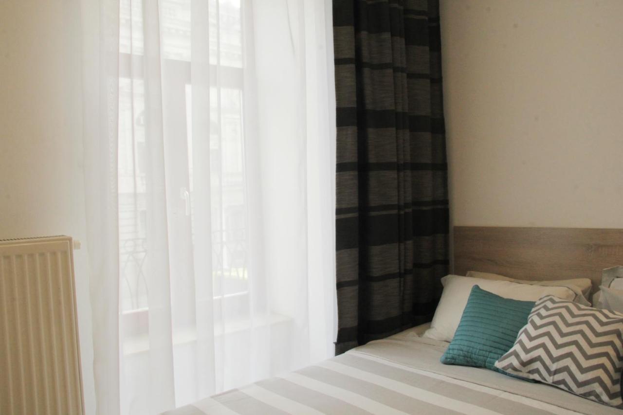 Apartment In The Centre Of Lviv Luaran gambar