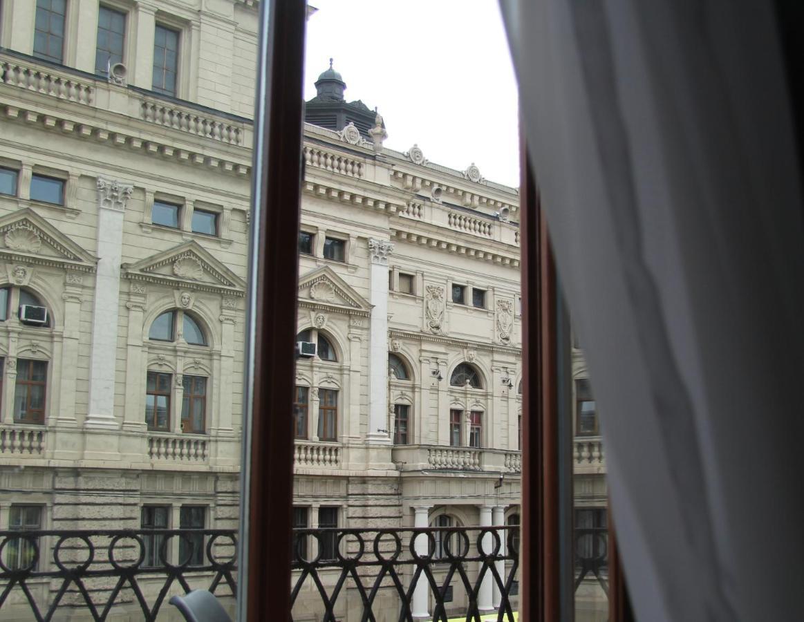 Apartment In The Centre Of Lviv Luaran gambar